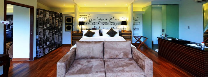 1081/Four On Drupadi - Seminyak 04.jpg